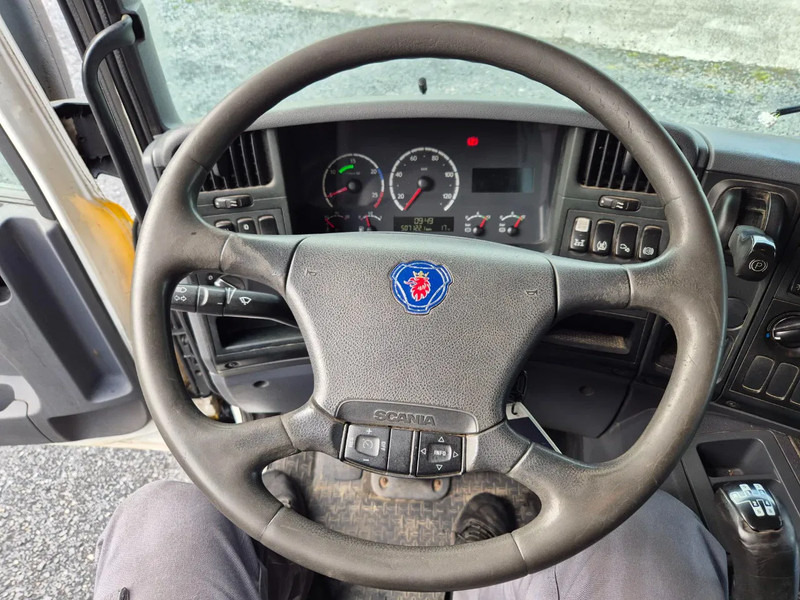 Tank truck for transportation of fuel Scania P270 FUEL / CARBURANT 14000L - 4 COMP: picture 10