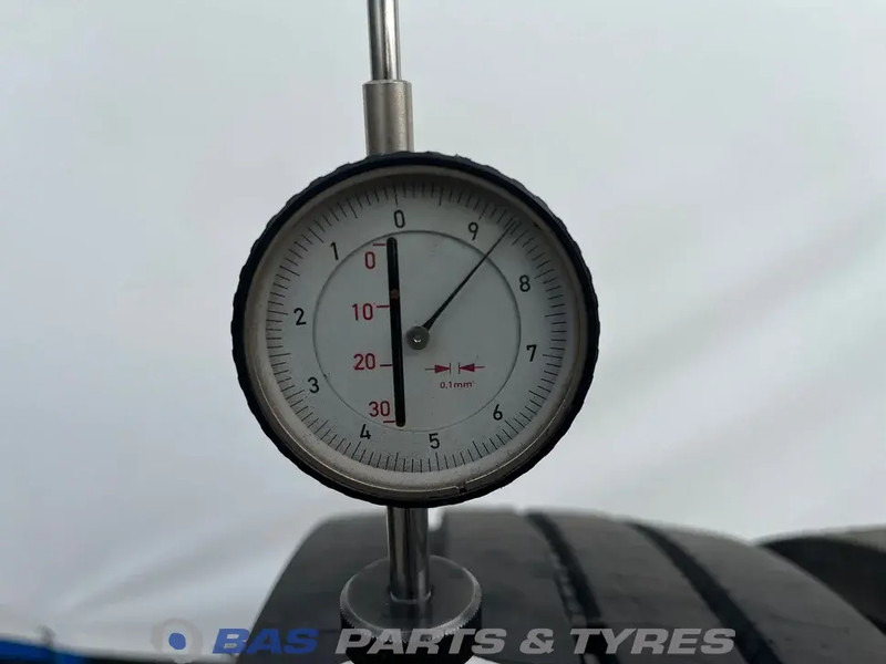 Bridgestone - Tire for Truck: picture 3 Bridgestone - Tire for Truck: picture 3
