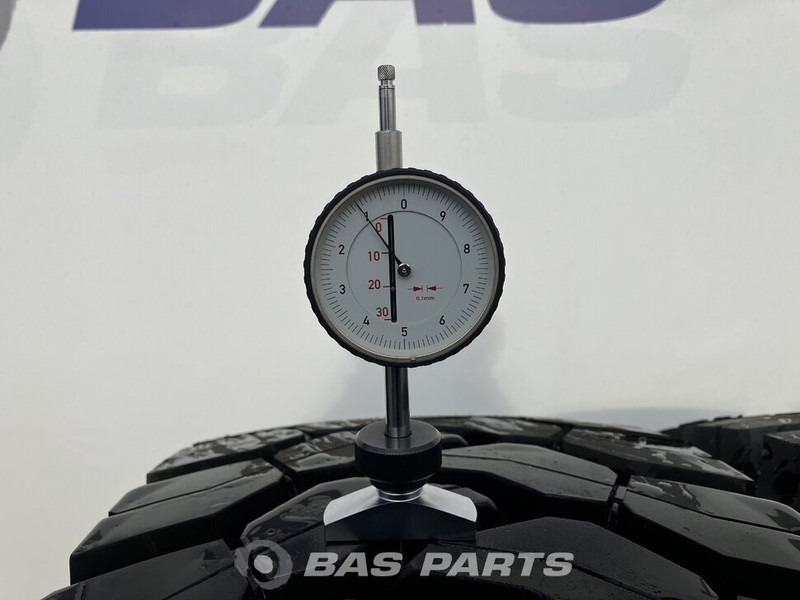 Continental Continental 13R22.5 CrossTrac HD3 156/150 K M+S 3PMSF gebruikte set - Tire for Truck: picture 4 Continental Continental 13R22.5 CrossTrac HD3 156/150 K M+S 3PMSF gebruikte set - Tire for Truck: picture 4
