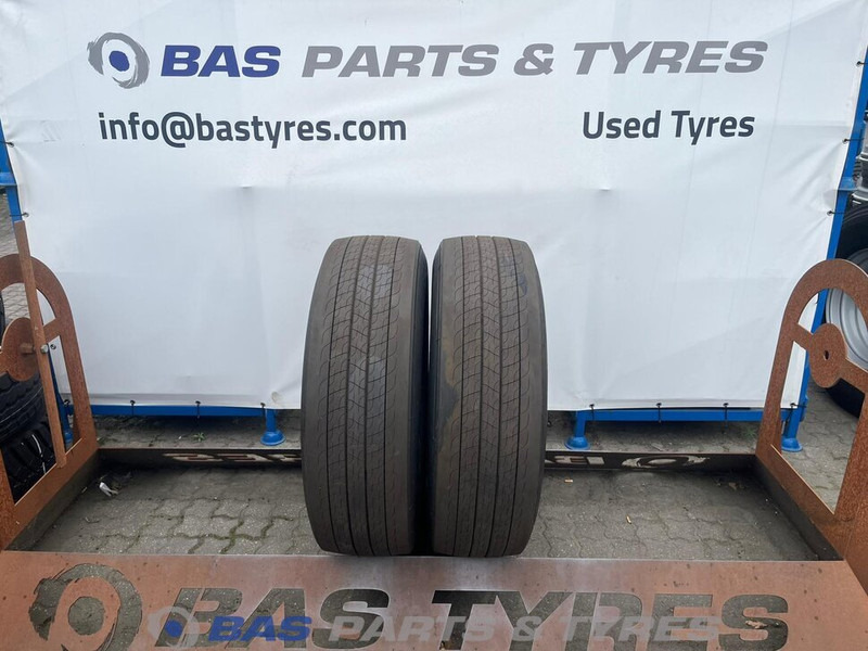 Continental Continental 315/70R22.5 EfficientPro HS5 156/150 M+S 3PMSF gebruikte set - Tire for Truck: picture 1 Continental Continental 315/70R22.5 EfficientPro HS5 156/150 M+S 3PMSF gebruikte set - Tire for Truck: picture 1
