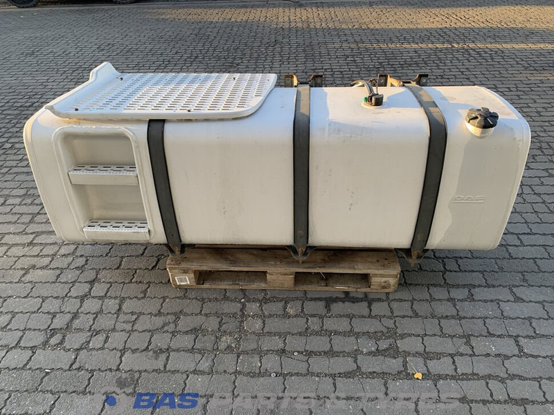 DAF Brandstoftank DAF 950 Liter 2140065 - Fuel tank for Truck: picture 1 DAF Brandstoftank DAF 950 Liter 2140065 - Fuel tank for Truck: picture 1