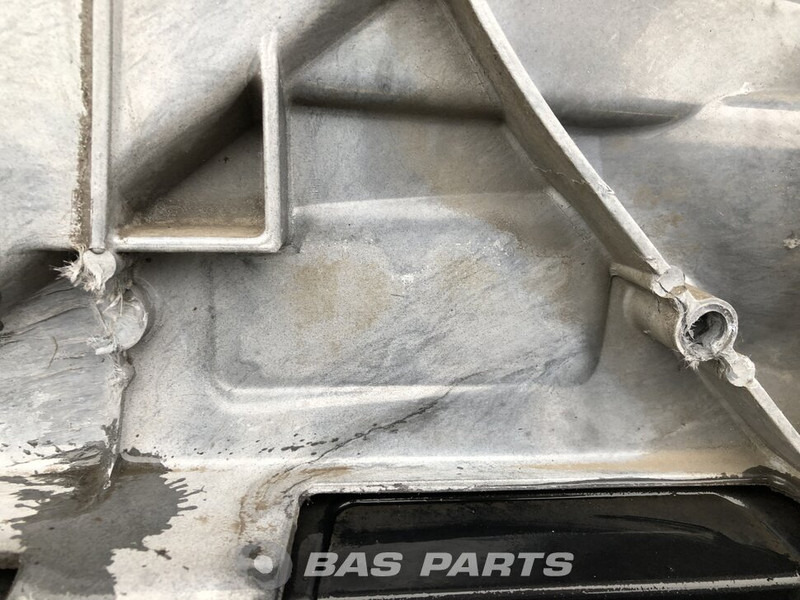 DAF XF106 Grille DAF 1892076 - Grill for Truck: picture 5 DAF XF106 Grille DAF 1892076 - Grill for Truck: picture 5