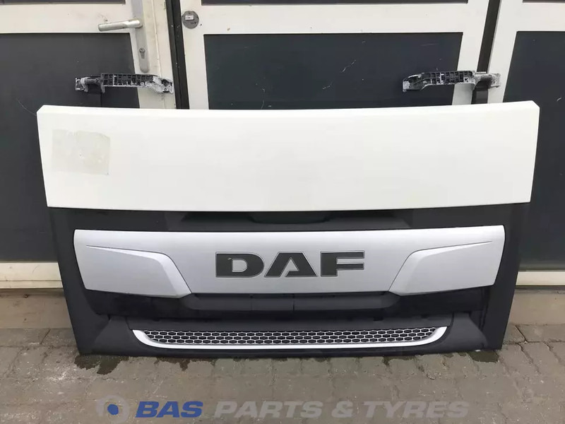 DAF XF106 Grille DAF 1892076 - Grill for Truck: picture 1 DAF XF106 Grille DAF 1892076 - Grill for Truck: picture 1