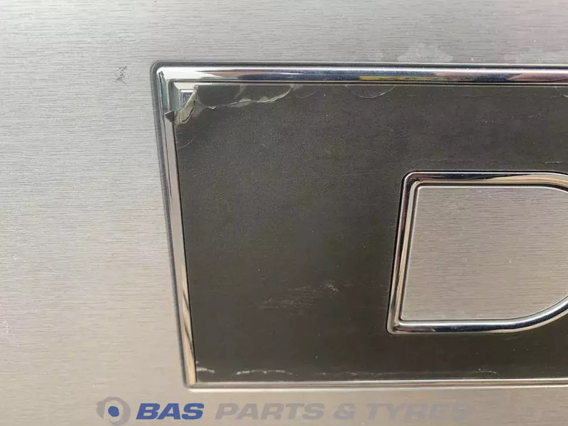 DAF XF106 Grille DAF 2104221 - Grill for Truck: picture 2 DAF XF106 Grille DAF 2104221 - Grill for Truck: picture 2