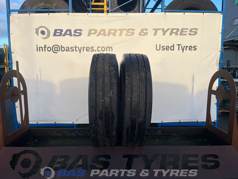 Goodyear Goodyear 13R22.5 Omnitrac S 156/150 K M+S 3PMSF gebruikte set - Tire for Truck: picture 1 Goodyear Goodyear 13R22.5 Omnitrac S 156/150 K M+S 3PMSF gebruikte set - Tire for Truck: picture 1