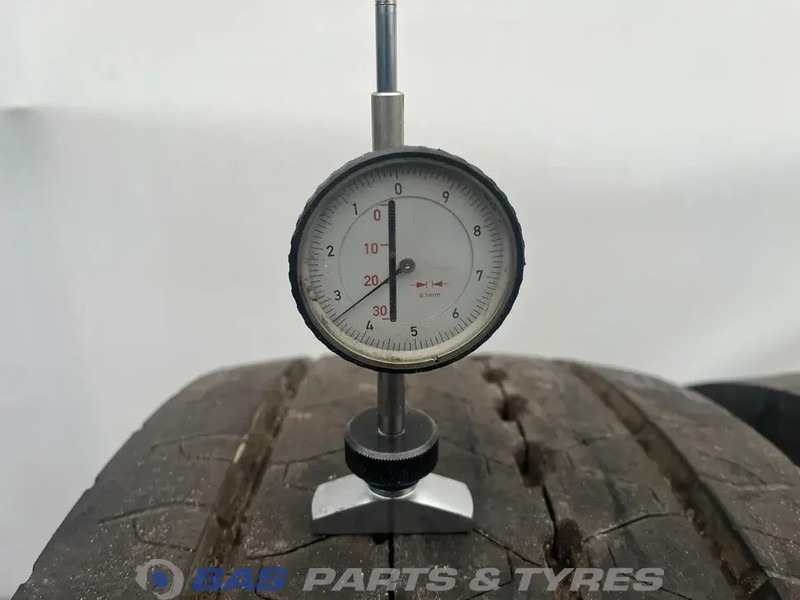 Goodyear Goodyear 315/70R22.5 156/150 M+S 3PMSF gebruikte set - Tire for Truck: picture 3 Goodyear Goodyear 315/70R22.5 156/150 M+S 3PMSF gebruikte set - Tire for Truck: picture 3