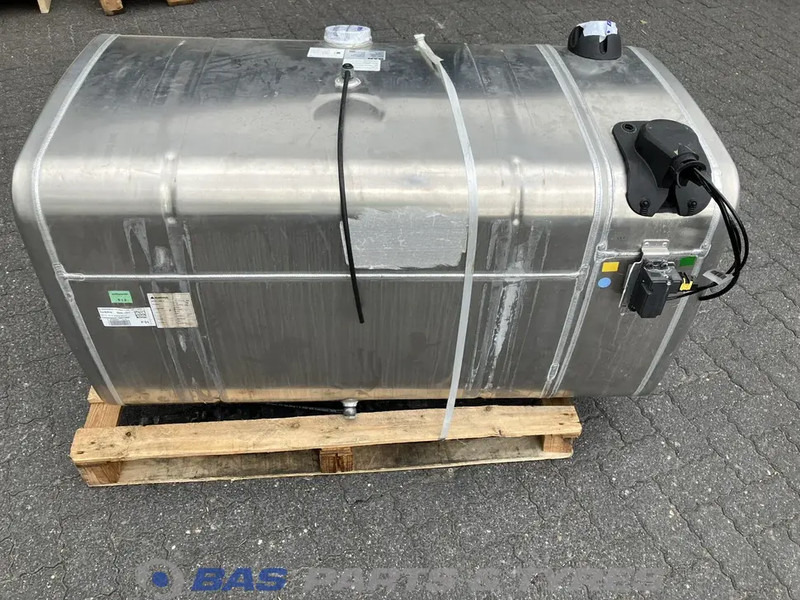 MAN - Fuel tank for Truck: picture 3 MAN - Fuel tank for Truck: picture 3