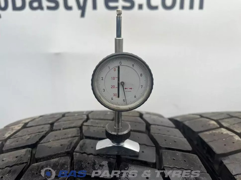 Michelin Remix Michelin Remix 315/70R22.5 X Multi D 154/150 M+S 3PMSF gebruikte set - Tire for Truck: picture 3 Michelin Remix Michelin Remix 315/70R22.5 X Multi D 154/150 M+S 3PMSF gebruikte set - Tire for Truck: picture 3