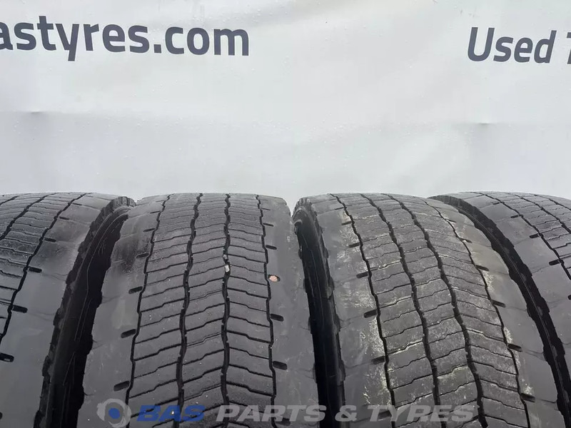 Michelin Remix Michelin Remix 315/70R22.5 X Multi D 154/150 M+S 3PMSF gebruikte set - Tire for Truck: picture 2 Michelin Remix Michelin Remix 315/70R22.5 X Multi D 154/150 M+S 3PMSF gebruikte set - Tire for Truck: picture 2