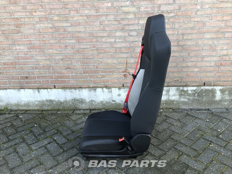 Renault Bijrijdersstoel Renault 7421879987 - Seat for Truck: picture 2 Renault Bijrijdersstoel Renault 7421879987 - Seat for Truck: picture 2