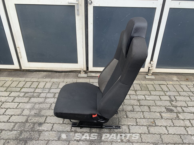 Renault Bijrijdersstoel Renault 7482514839 - Seat for Truck: picture 2 Renault Bijrijdersstoel Renault 7482514839 - Seat for Truck: picture 2