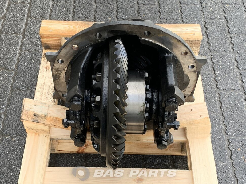 Renault Differentieel Renault P11140 RSS1125A - Differential gear for Truck: picture 2 Renault Differentieel Renault P11140 RSS1125A - Differential gear for Truck: picture 2