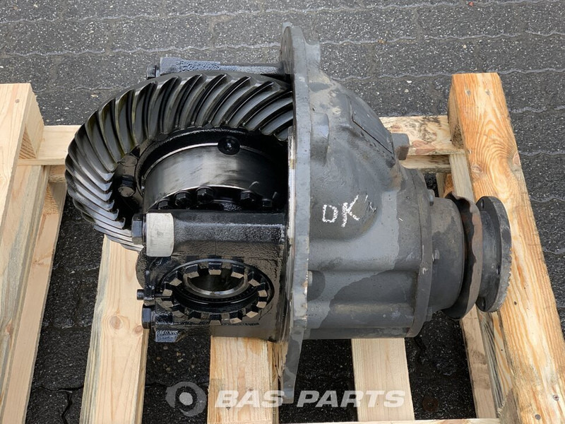 Renault Differentieel Renault P11140 RSS1125A - Differential gear for Truck: picture 3 Renault Differentieel Renault P11140 RSS1125A - Differential gear for Truck: picture 3