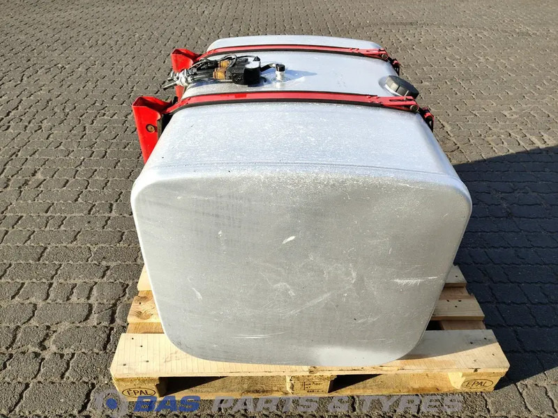 Scania Brandstoftank Scania 400 Liter 1878319 - Fuel tank for Truck: picture 4 Scania Brandstoftank Scania 400 Liter 1878319 - Fuel tank for Truck: picture 4