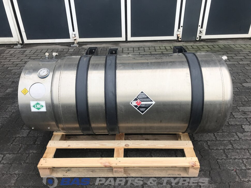 Scania LNG tank Scania 352 Liter 1776103 - Fuel tank for Truck: picture 1 Scania LNG tank Scania 352 Liter 1776103 - Fuel tank for Truck: picture 1