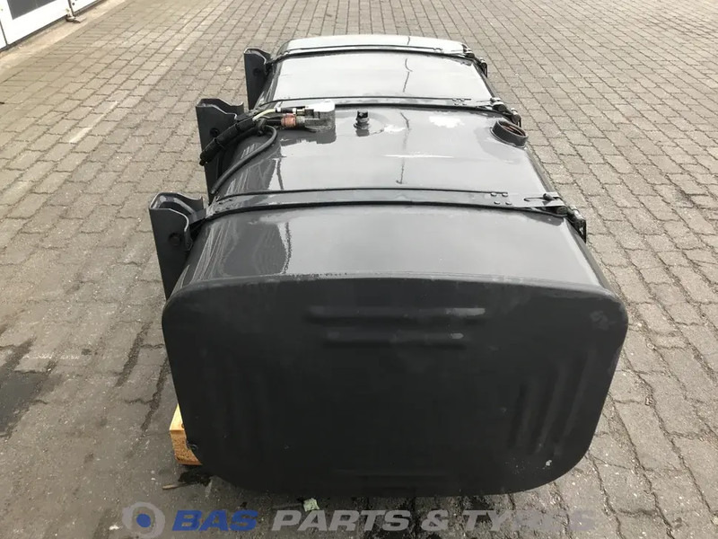 Scania  - Fuel tank for Truck: picture 4 Scania  - Fuel tank for Truck: picture 4