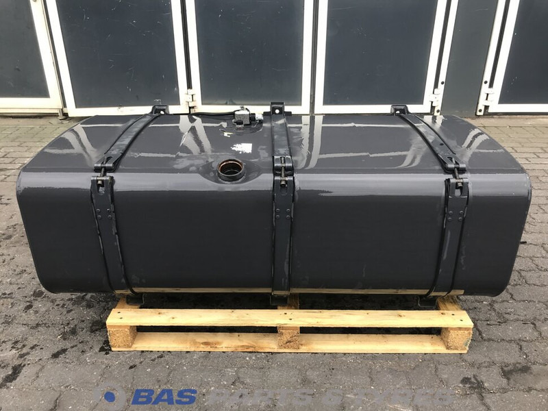 Scania  - Fuel tank for Truck: picture 1 Scania  - Fuel tank for Truck: picture 1