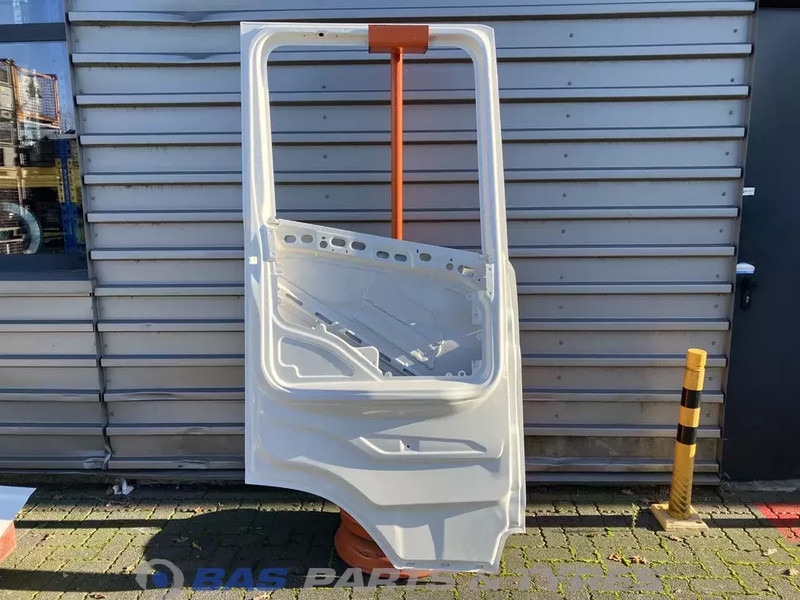 Scania S-Serie NextGen Portier Links Scania 2137841 - Door and parts for Truck: picture 2 Scania S-Serie NextGen Portier Links Scania 2137841 - Door and parts for Truck: picture 2