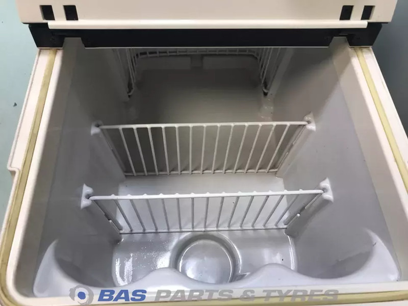 DAF XF106 Koelkast DAF 40 Liter 1845851 - Spare parts for Truck: picture 5 DAF XF106 Koelkast DAF 40 Liter 1845851 - Spare parts for Truck: picture 5