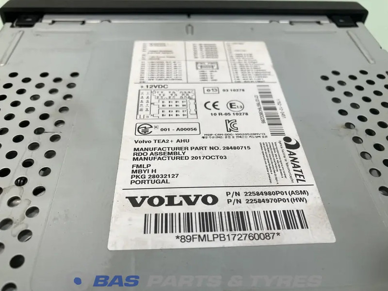 Volvo Cd-speler Volvo 21461984 - Cab and interior for Truck: picture 3 Volvo Cd-speler Volvo 21461984 - Cab and interior for Truck: picture 3