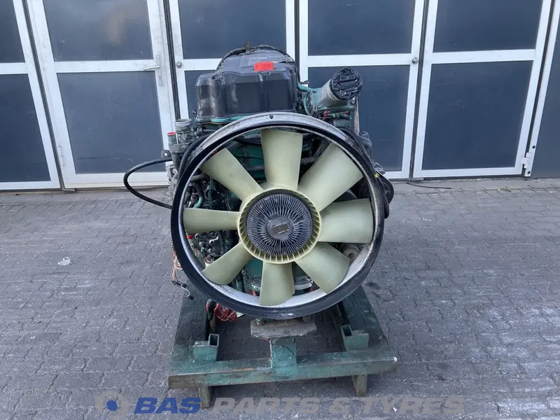 Volvo FM2 Motor Volvo D12C 420 8113425 - Engine for Truck: picture 3 Volvo FM2 Motor Volvo D12C 420 8113425 - Engine for Truck: picture 3