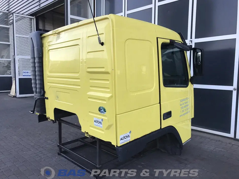 Volvo FM3 Volvo Sleeper Cab L2H1 20492720 - Cab and interior for Truck: picture 3 Volvo FM3 Volvo Sleeper Cab L2H1 20492720 - Cab and interior for Truck: picture 3
