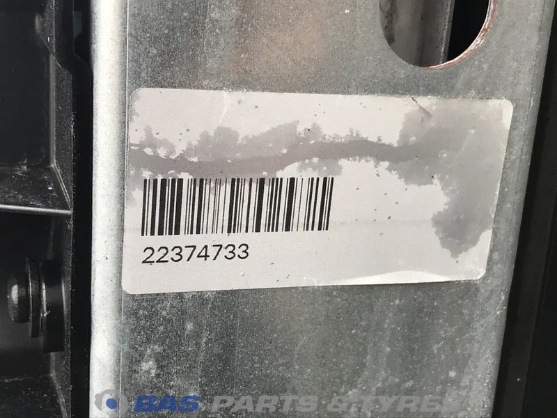 Volvo FM4 Koelerpakket Volvo D11K 450 K1 21649624 - Radiator for Truck: picture 3 Volvo FM4 Koelerpakket Volvo D11K 450 K1 21649624 - Radiator for Truck: picture 3