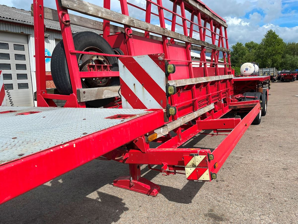 Gintsberg SPA2/20 - Low loader semi-trailer: picture 4 Gintsberg SPA2/20 - Low loader semi-trailer: picture 4