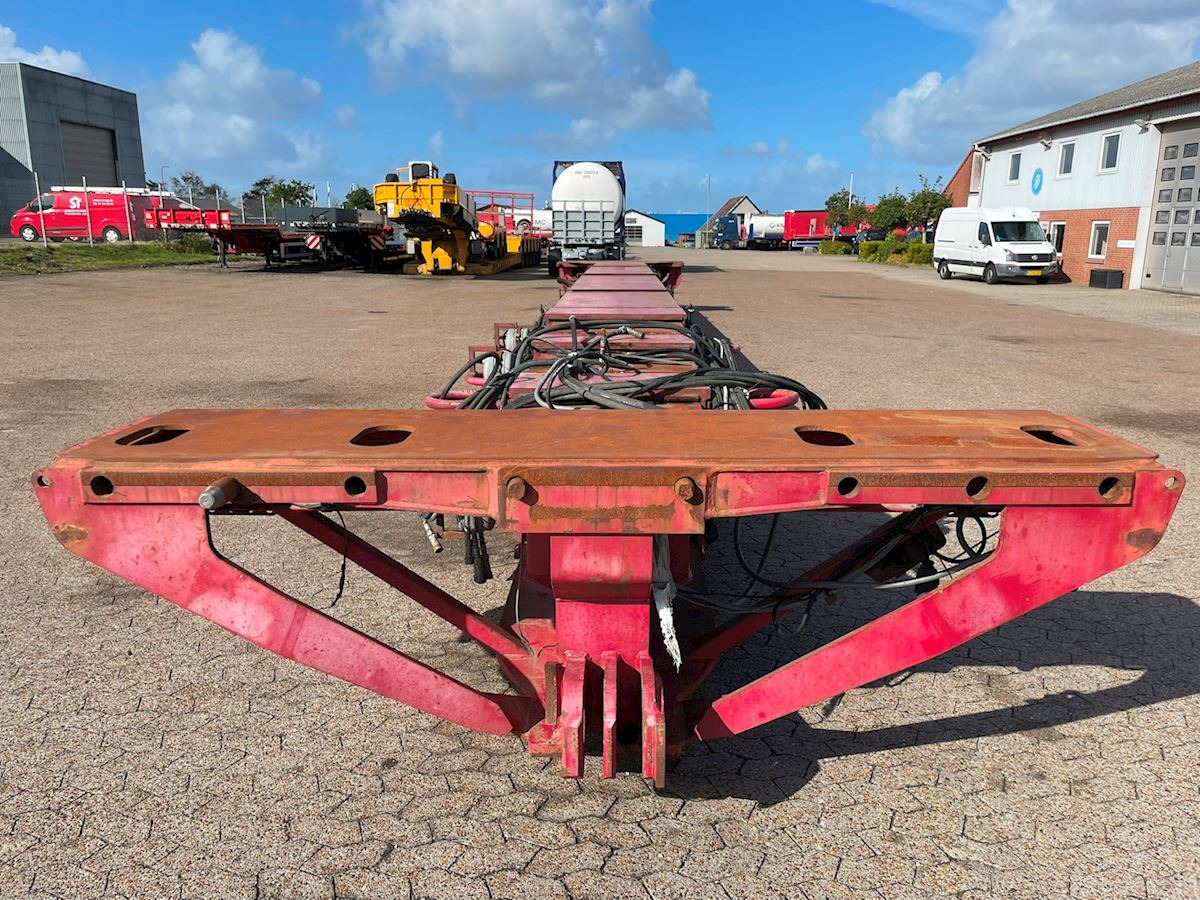 Nicolas  - Low loader semi-trailer: picture 3 Nicolas  - Low loader semi-trailer: picture 3