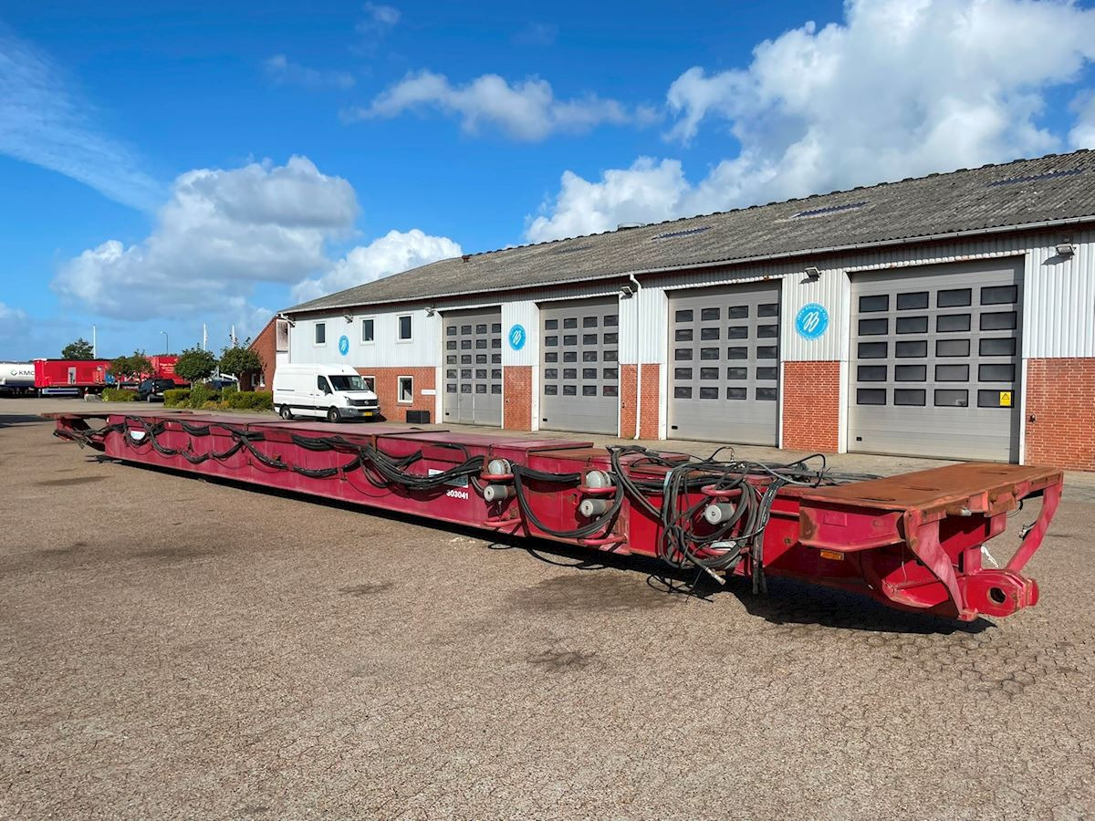 Nicolas  - Low loader semi-trailer: picture 2 Nicolas  - Low loader semi-trailer: picture 2