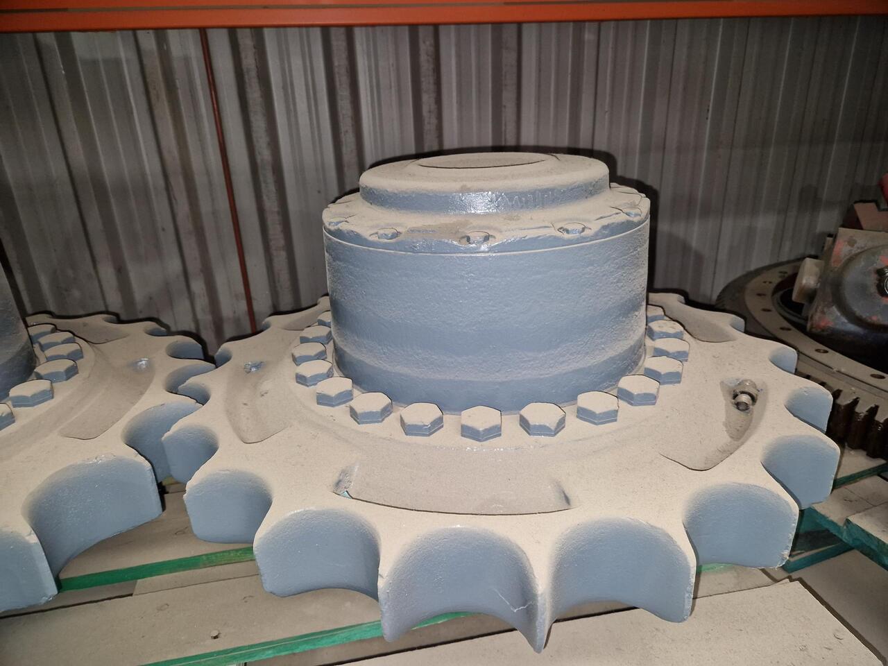 Mando final O&K RH16 - Final drive for Excavator: picture 1 Mando final O&K RH16 - Final drive for Excavator: picture 1