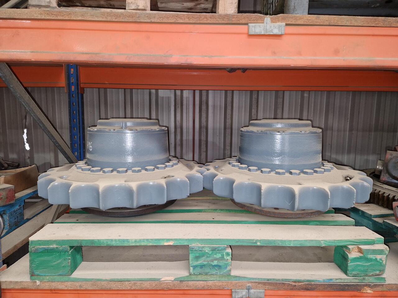 Mando final O&K RH16 - Final drive for Excavator: picture 3 Mando final O&K RH16 - Final drive for Excavator: picture 3