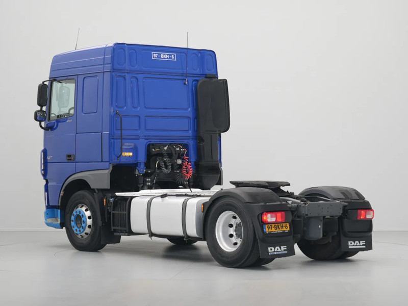DAF XF 450 FT, Space Cab, PTO, New Tacho 7 Stuks op Voorraad - Tractor unit: picture 4 DAF XF 450 FT, Space Cab, PTO, New Tacho 7 Stuks op Voorraad - Tractor unit: picture 4