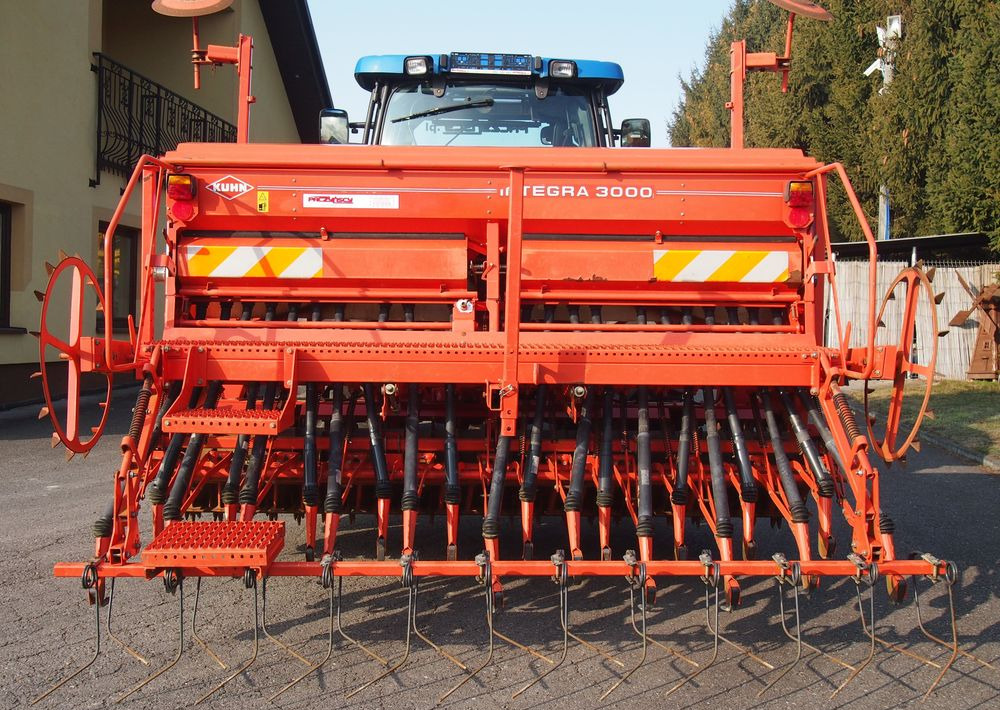 Combine seed drill Agregat uprawowo-siewny Kuhn Kuhn HRB302D I INTEGRA 3000 2002 Brona wirowa + siewnik KUHN agregat uprawowo-siewny 3m: picture 8