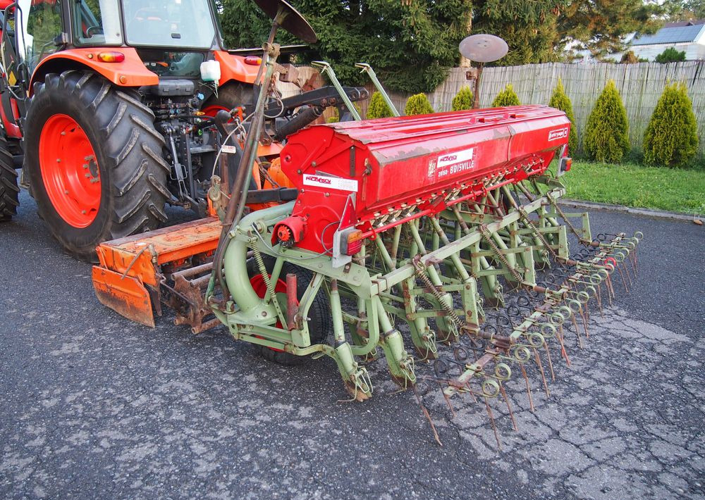 Agregat uprawowo-siewny Maschio 300 1998 Agregat uprawowo-siewny Maschio Nodet - Combine seed drill: picture 2 Agregat uprawowo-siewny Maschio 300 1998 Agregat uprawowo-siewny Maschio Nodet - Combine seed drill: picture 2