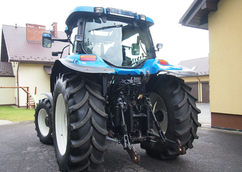 Leasing of  Ciągnik New Holland NH TS125A 6 cylindrów 2004 Ciągnik rolniczy New Holland TS125A Ciągnik New Holland NH TS125A 6 cylindrów 2004 Ciągnik rolniczy New Holland TS125A: picture 11