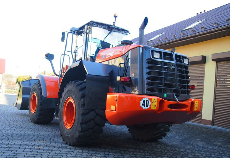 Ładowarka Hitachi ZW250 2010 Ładowarka Hitachi Waga, Centralne smarowanie - Wheel loader: picture 5 Ładowarka Hitachi ZW250 2010 Ładowarka Hitachi Waga, Centralne smarowanie - Wheel loader: picture 5