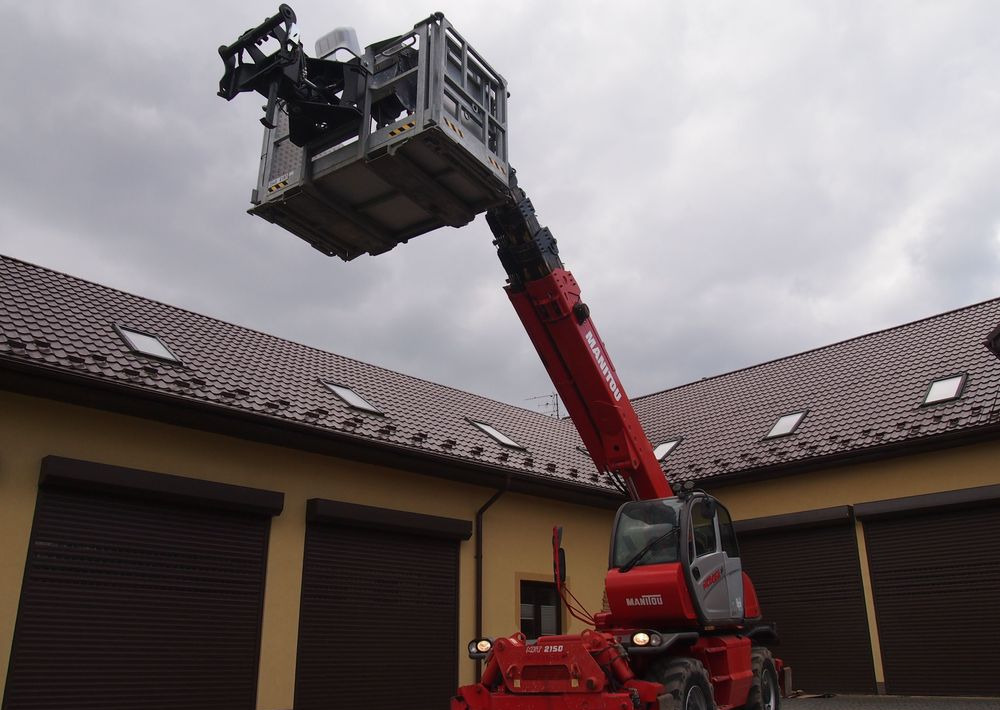 Telescopic handler Ładowarka teleskopowa Manitou MRT 2150 Privilege   MANITOU ważne UDT: picture 6