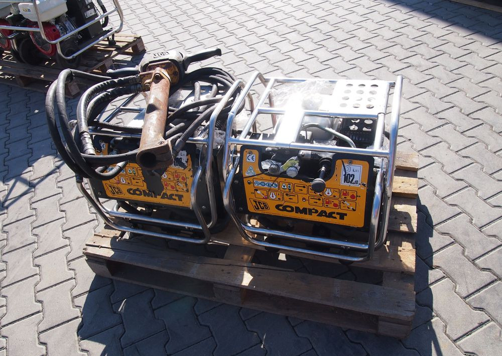 Młot hydraulczny wyburzeniowy JCB COMPACT 2010 Agregat hydrauliczny do młota wyburzeniowego JCB - Construction equipment: picture 5 Młot hydraulczny wyburzeniowy JCB COMPACT 2010 Agregat hydrauliczny do młota wyburzeniowego JCB - Construction equipment: picture 5