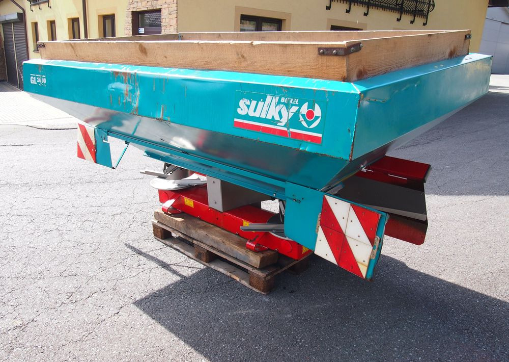 Rozsiewacz nawozów Sulky DPX GL 2000 18-24m Rozsiewacz nawozów Sulky - Fertilizer spreader: picture 2 Rozsiewacz nawozów Sulky DPX GL 2000 18-24m Rozsiewacz nawozów Sulky - Fertilizer spreader: picture 2