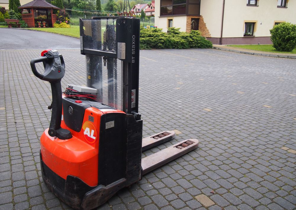 Wózek elektryczny Toyota 2013 - Electric forklift: picture 2 Wózek elektryczny Toyota 2013 - Electric forklift: picture 2