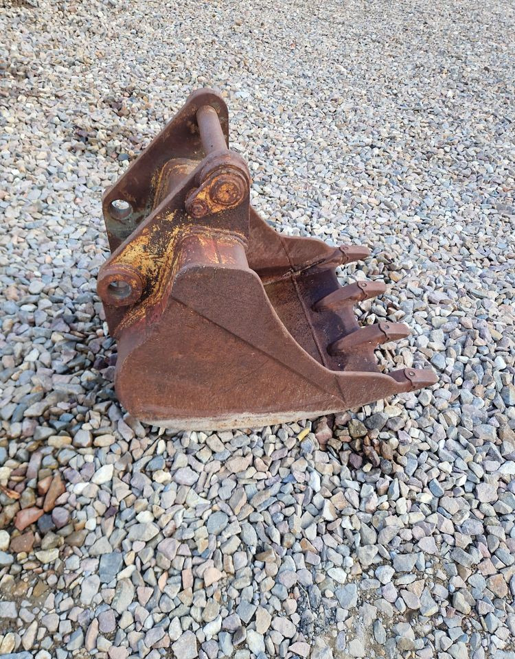 Wyposażenie Liebherr Liebherr 750 2010 Łyżka do kopania Liebherr 75 - Excavator bucket: picture 1 Wyposażenie Liebherr Liebherr 750 2010 Łyżka do kopania Liebherr 75 - Excavator bucket: picture 1