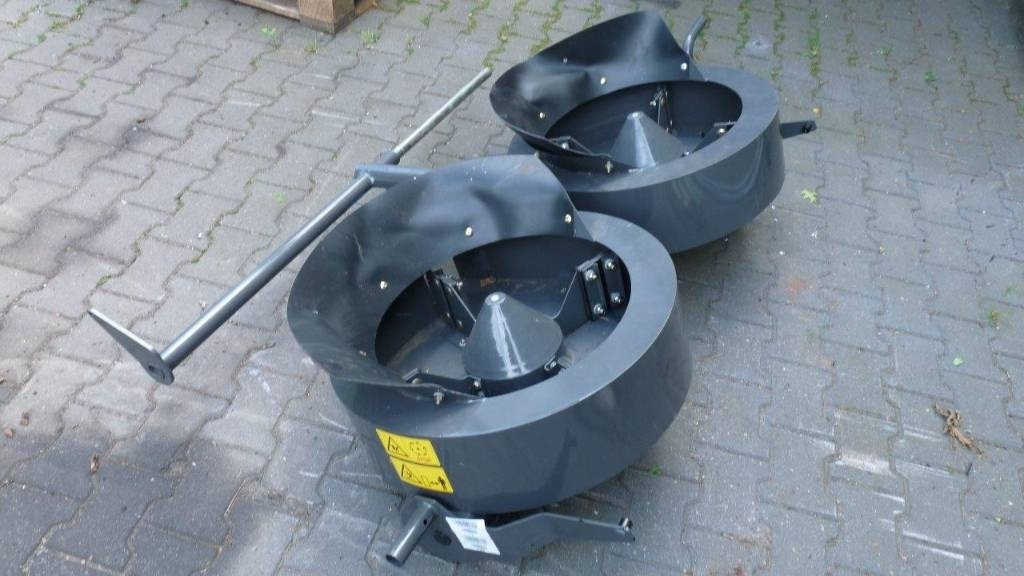 Claas ROZRZUTNIK PLEW LEXION SERIA 600 - Harvester attachment: picture 4 Claas ROZRZUTNIK PLEW LEXION SERIA 600 - Harvester attachment: picture 4