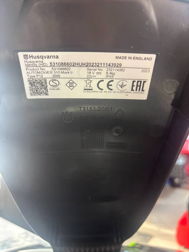 Husqvarna Automower 310  - Garden mower: picture 4 Husqvarna Automower 310  - Garden mower: picture 4