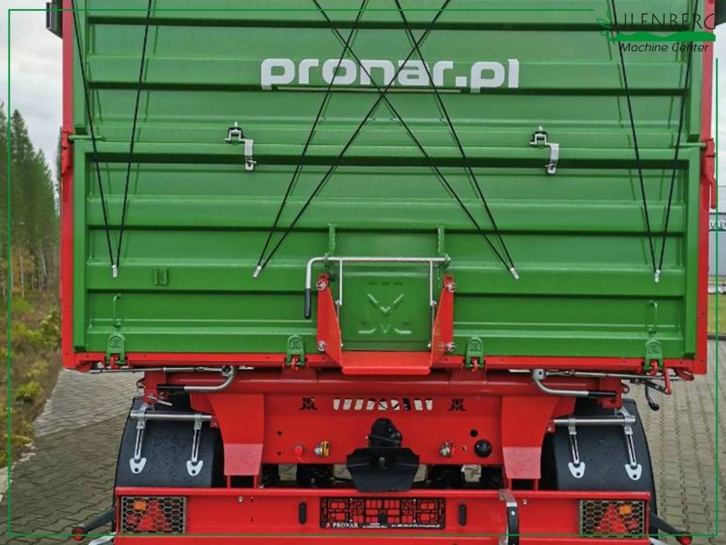 Pronar T 680 - Farm tipping trailer/ Dumper: picture 4 Pronar T 680 - Farm tipping trailer/ Dumper: picture 4