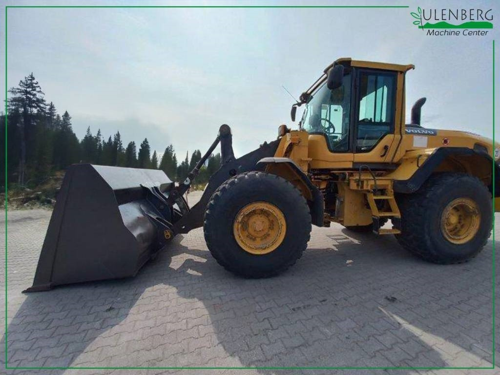 Volvo L 120 G - Wheel loader: picture 1 Volvo L 120 G - Wheel loader: picture 1