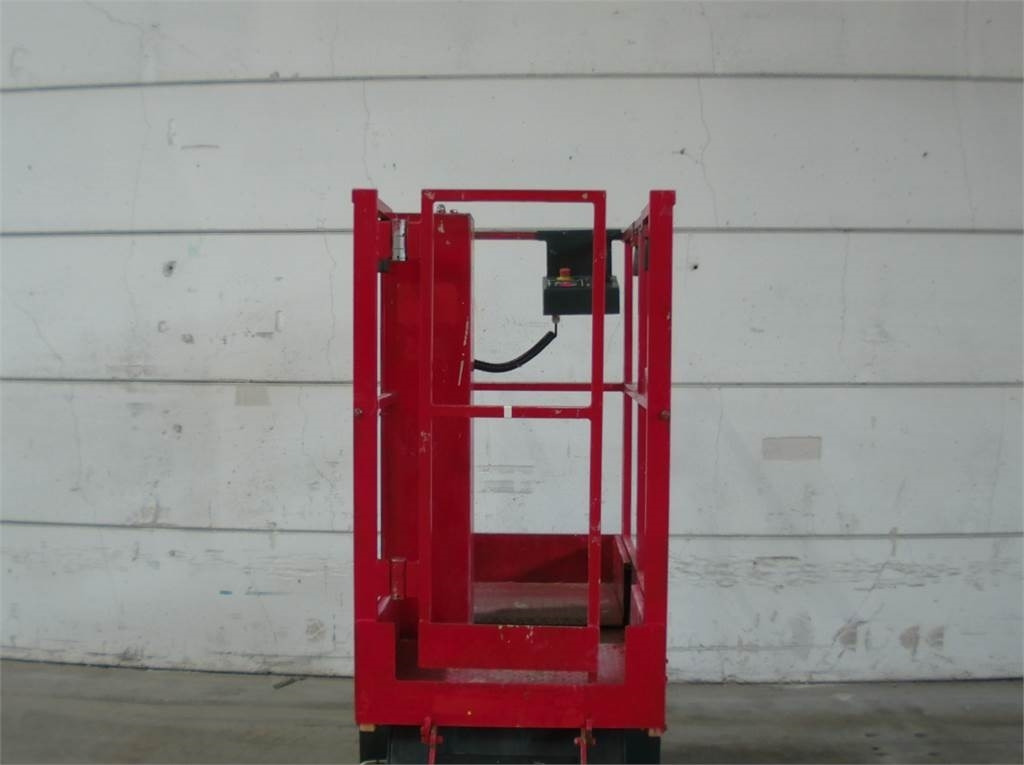 Vertical mast lift Bravi Lui Mini HD: picture 10