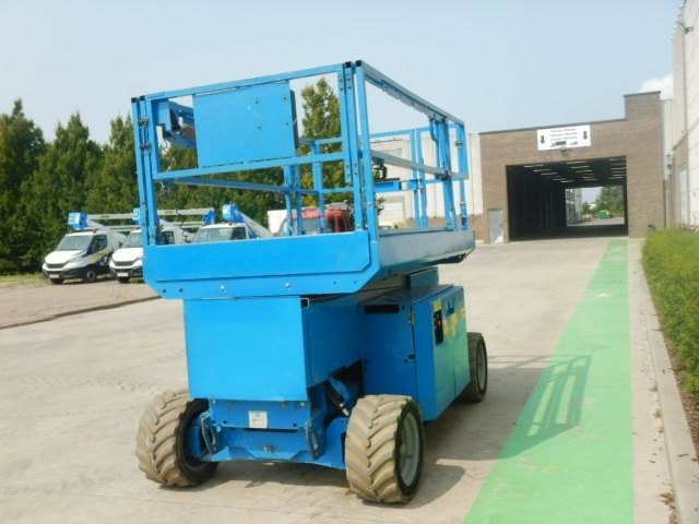 Genie GS3369DC - Scissor lift: picture 4 Genie GS3369DC - Scissor lift: picture 4