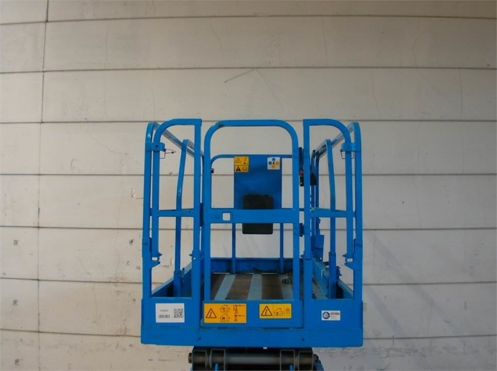 Scissor lift Genie GS4047: picture 10