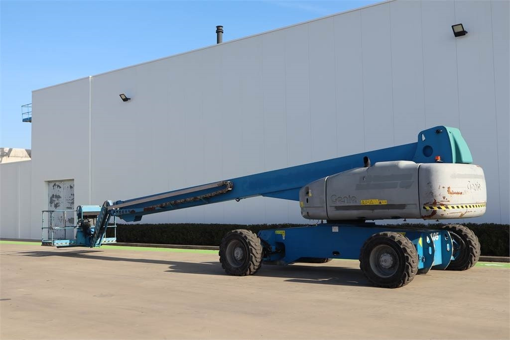 Genie S105 - Telescopic boom: picture 3 Genie S105 - Telescopic boom: picture 3